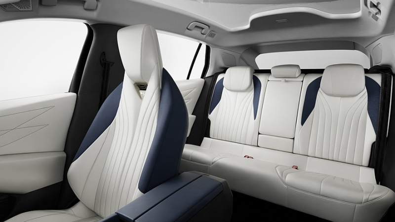 Кроссовер DS №7 пришёл на смену DS 7 и получил дизайн в актуальном фирменном стиле марки