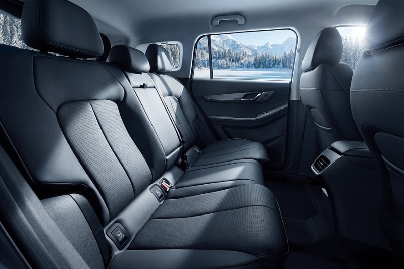 Кроссовер Jaecoo J6 выходит на российский рынок: комплектации и цены