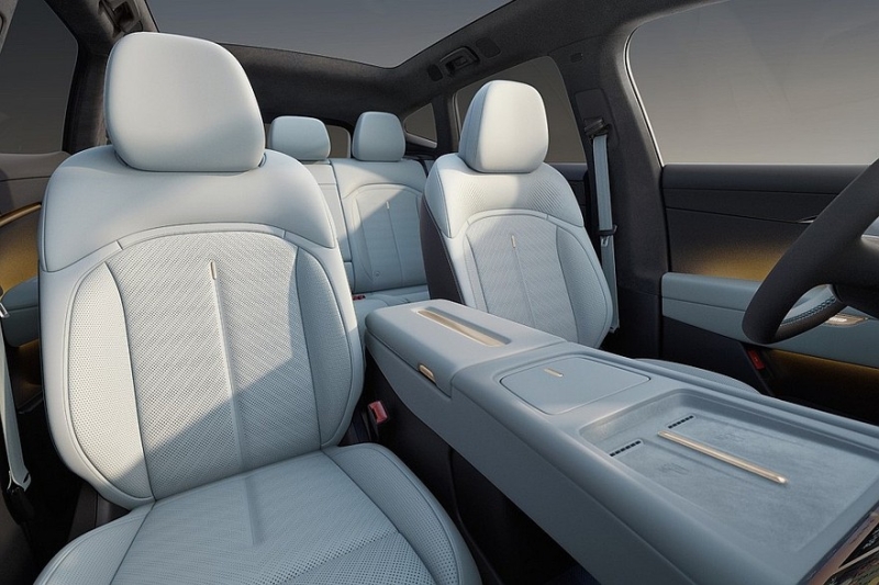 Кроссовер Volkswagen ID.Unyx 08 доступен к заказу: богатое оснащение, есть полный привод