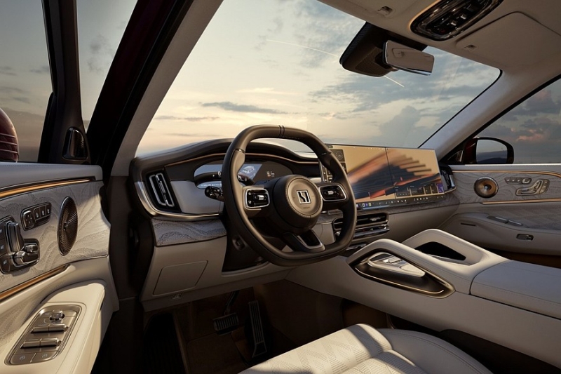 Кроссовер Zeekr 8X начинает карьеру с ажиотажного спроса