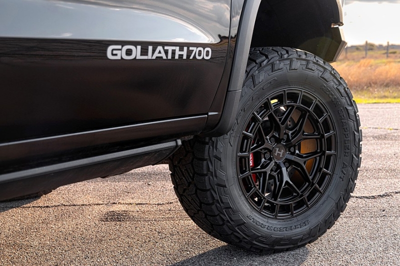 Масл-трак Hennessey Chevrolet Silverado ZR2 Goliath 700: Голиаф против рептилоидов