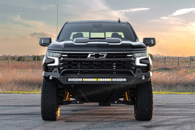 Масл-трак Hennessey Chevrolet Silverado ZR2 Goliath 700: Голиаф против рептилоидов