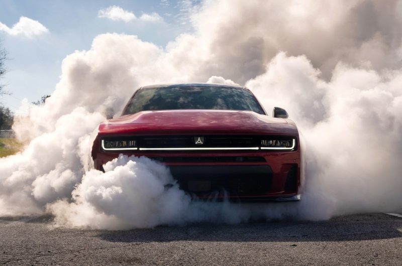 Новый Dodge Charger SRT Hellcat c компрессорным V8 HEMI ожидается в 2028 году