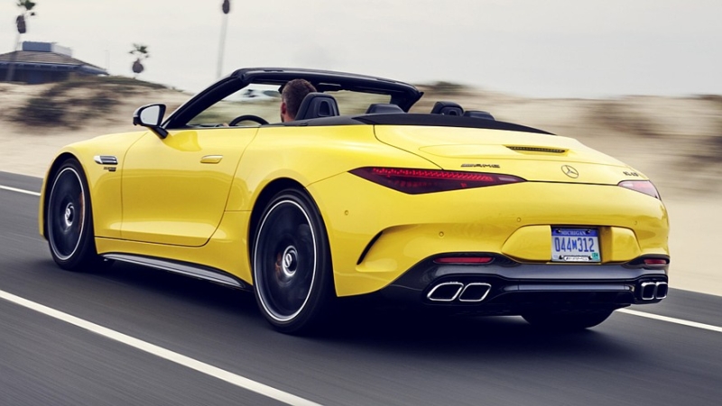 Обновлённый Mercedes-AMG SL: первые изображения