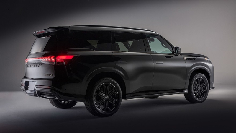 У внедорожника Infiniti QX80 может появиться &laquo;заряженная&raquo; версия Red Sport