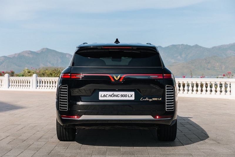 Вьетнамский люкс: компания VinFast анонсировала кроссовер Lac Hong 800S и седан Lac Hong 900S