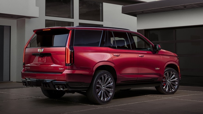 Внедорожник GMC Yukon может получить мотор от Cadallac Escalade-V