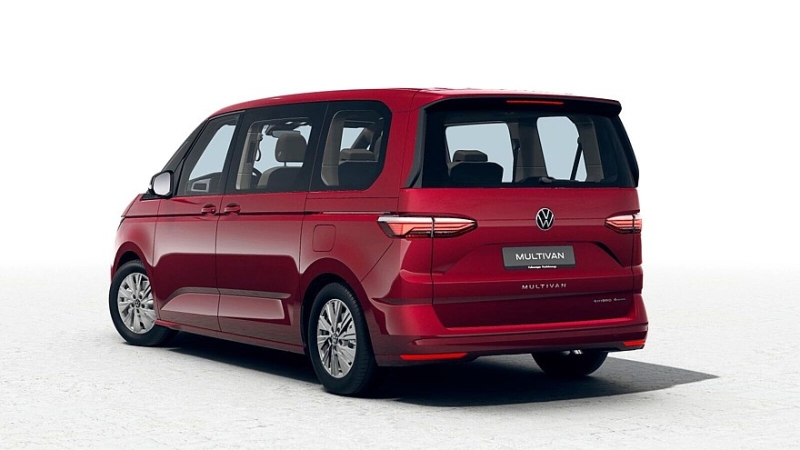 Volkswagen Multivan готовится к обновлению: первое фото