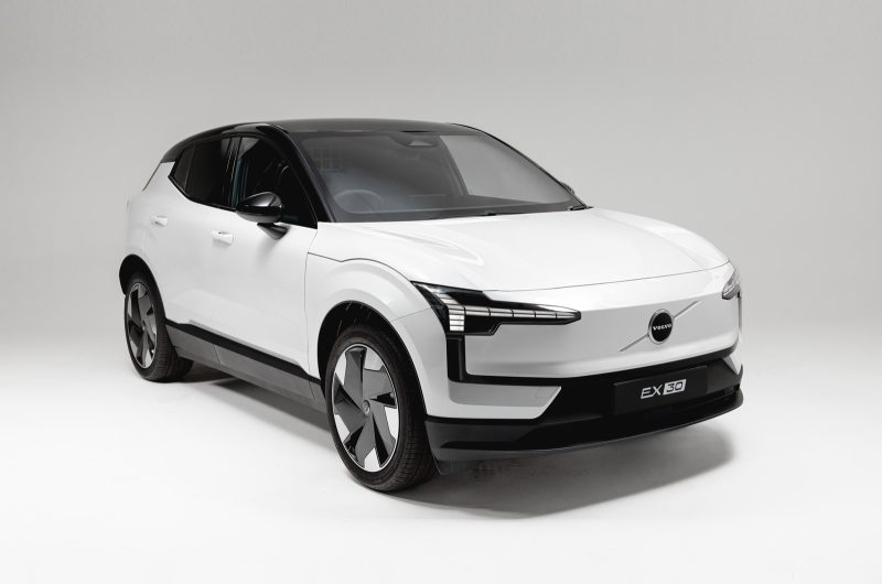 Volvo EX30 Cargo: компактный паркетник превратили в фургон