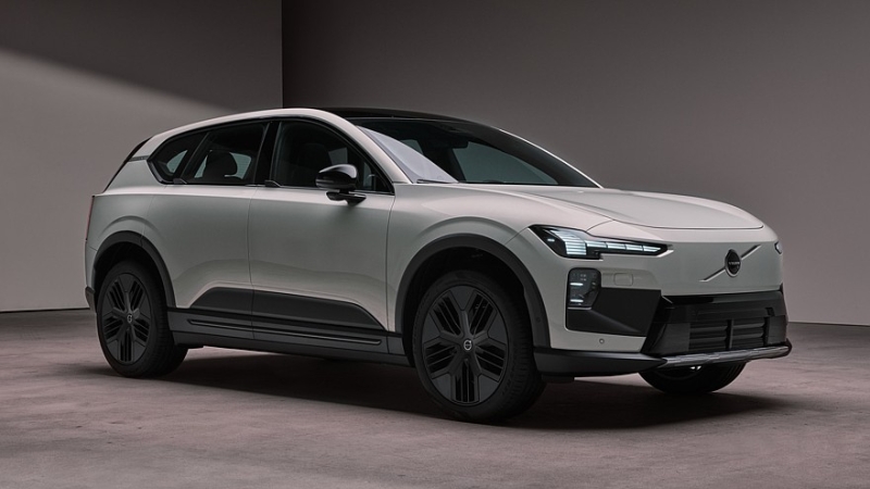 Volvo наращивает производство EX60 и не планирует выпускать кросс-купе на его базе