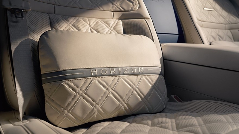 Замахнувшийся на Mercedes-Maybach седан Nio ET9 стал ещё роскошнее