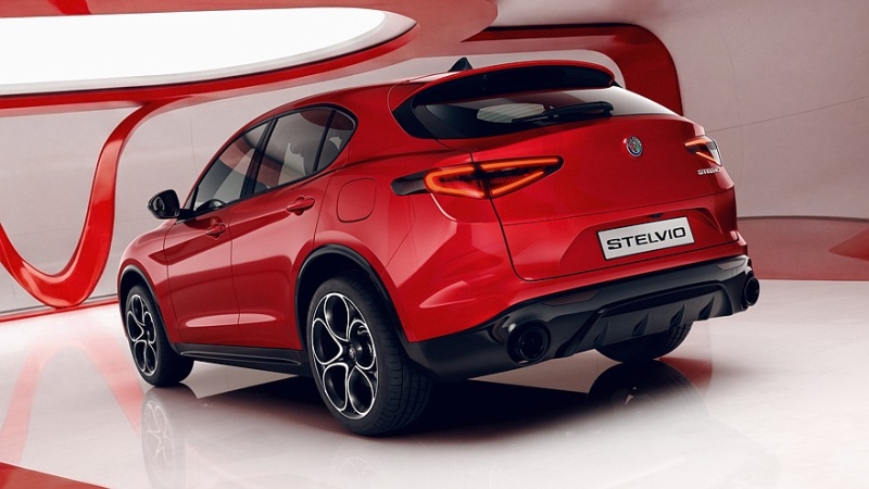 Alfa Romeo обновила актуальные седан Giulia и кроссовер Stelvio