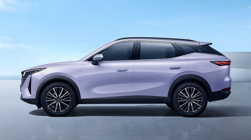 Chery Tiggo 7: рестайлинг самого доступного кроссовера и новая версия на базе Omoda C7