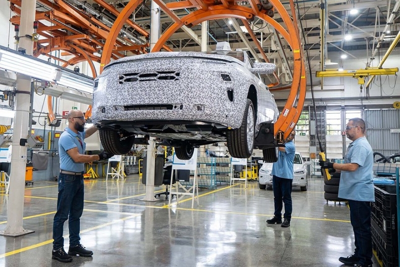 Chevrolet Sonic в виде кроссовера: новые фото и подробности