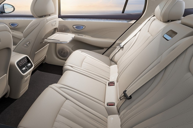 Флагманский седан BYD Seal 08 готовится к старту продаж