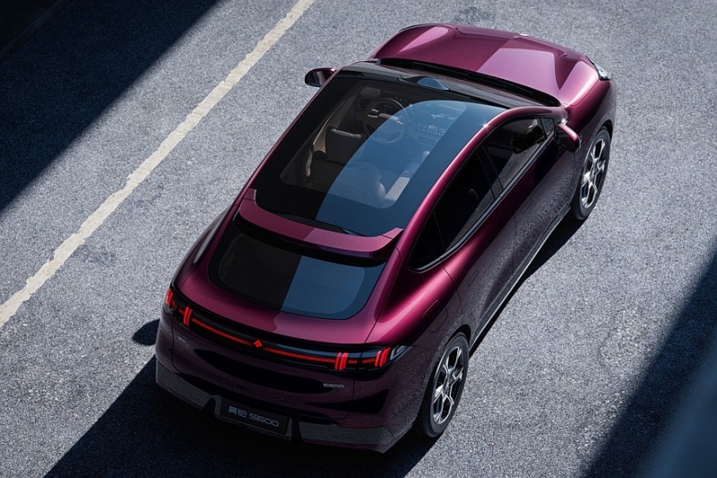 GAC анонсировал купеобразный кроссовер Hyptec S600: не такой уж он и новый