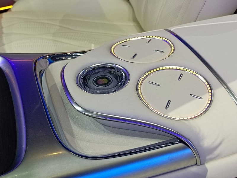 Geely показала концепт, демонстрирующий развитие дизайна семейства Galaxy