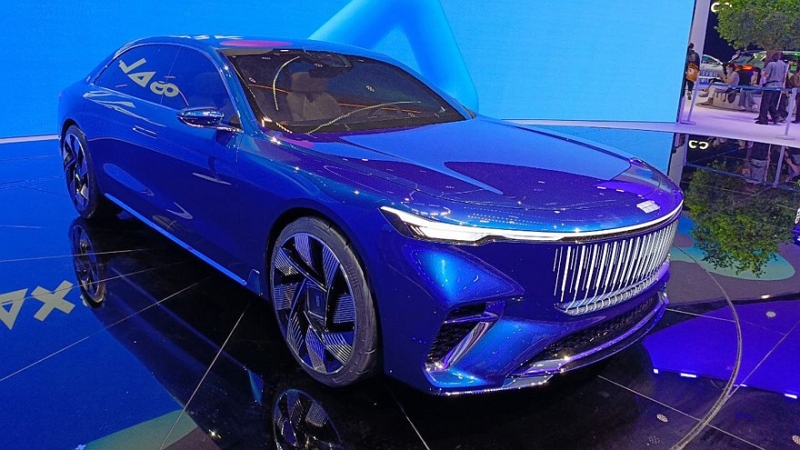 Geely показала концепт, демонстрирующий развитие дизайна семейства Galaxy