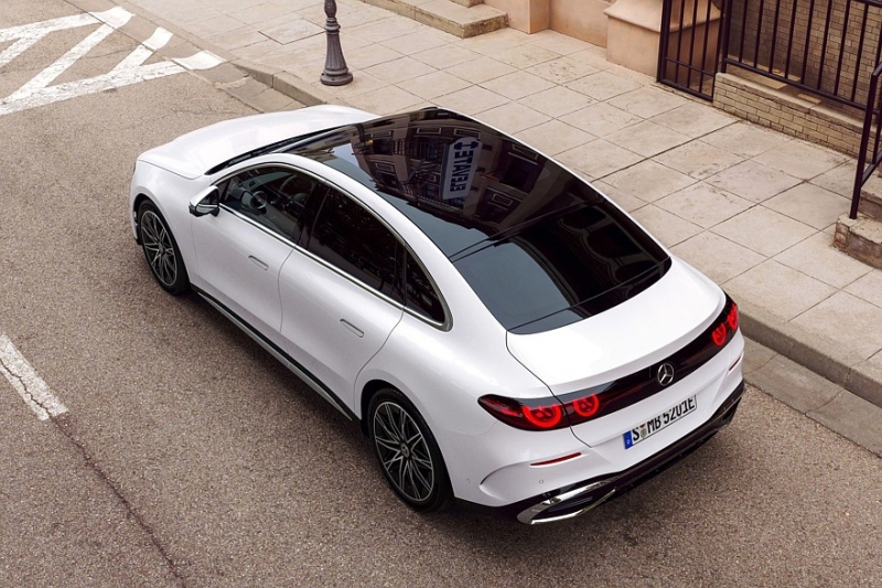 Как будто играет одна и та же пластинка: представлен Mercedes-Benz C-Class electric