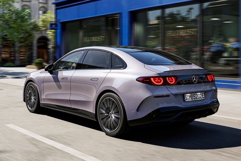 Как будто играет одна и та же пластинка: представлен Mercedes-Benz C-Class electric