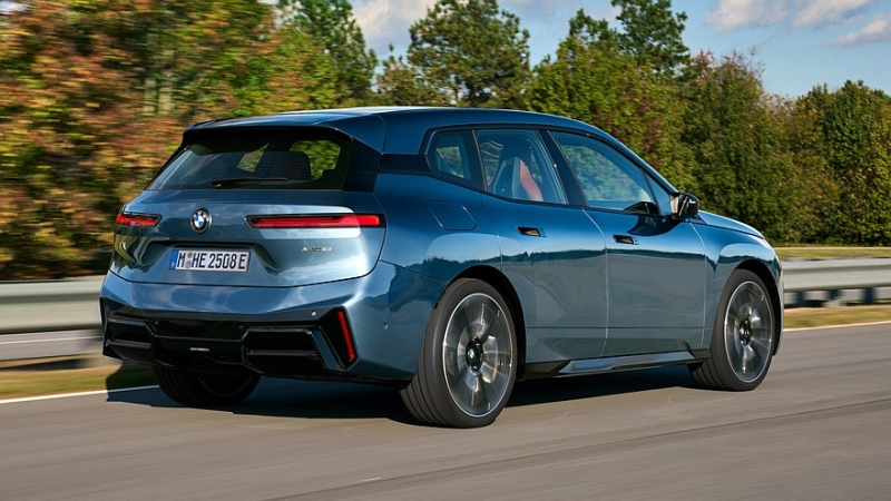 Кроссовер BMW iX покидает американский рынок