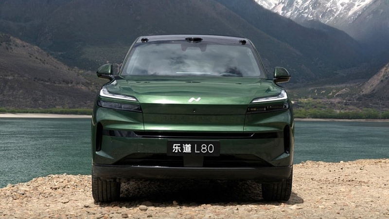 Кроссовер Onvo L80 с рекордным в классе багажником готовится к выходу на рынок