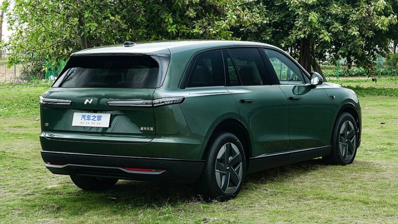 Кроссовер Onvo L80 с рекордным в классе багажником готовится к выходу на рынок