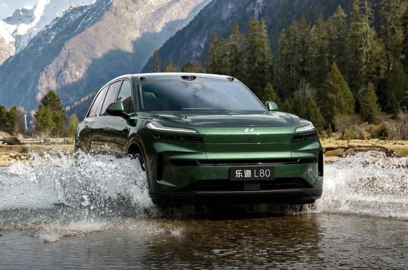 Кроссовер Onvo L80 с рекордным в классе багажником готовится к выходу на рынок