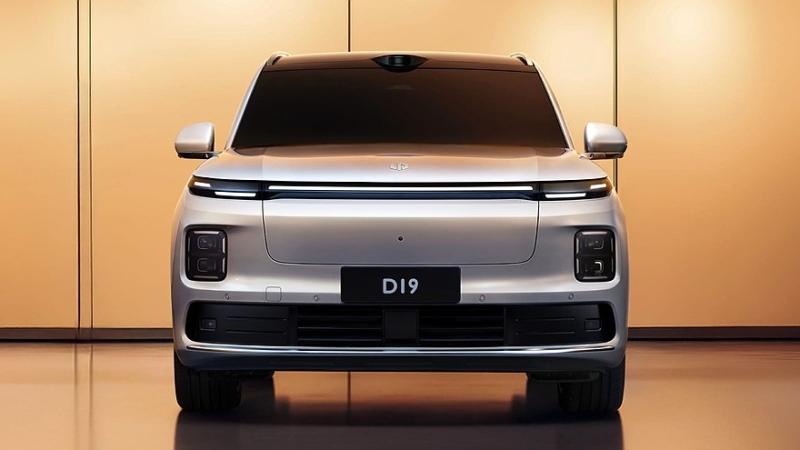 Leapmotor D19 выходит на рынок: 1000 вольт, богатое оснащение и очень агрессивные цены