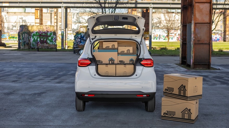 Маленький хэтчбек Leapmotor T03 превратили в фургон, цена известна