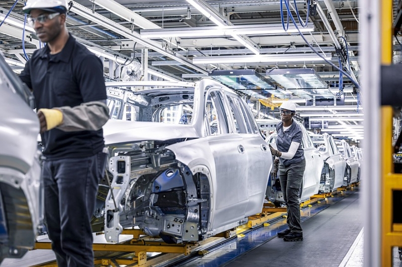 Mercedes-Benz инвестирует более 7 млрд долларов в развитие бизнеса в США и сборку GLC