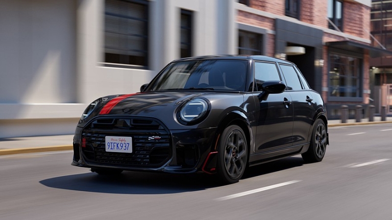 Mini Cooper S обзавёлся особенной версией Red Line Edition