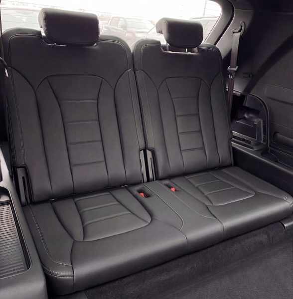 На российский рынок готовится выйти семиместный внедорожник KGM Rexton