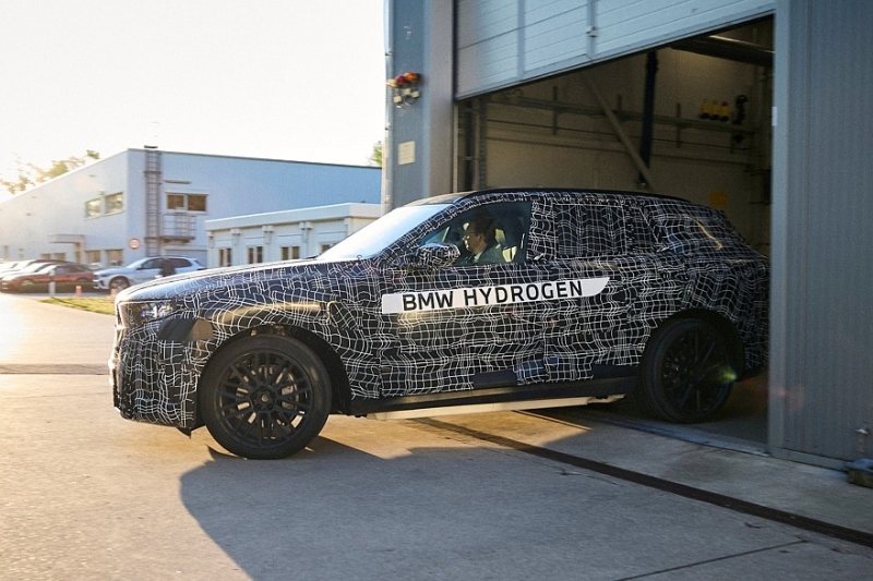 Новый BMW iX5 Hydrogen: подробности о технической начинке