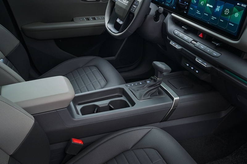 Новый Kia Seltos для Европы: &laquo;традиционный&raquo; кроссовер и гибрид, оба &ndash; с полным приводом