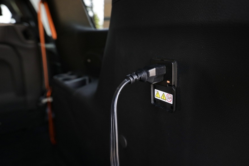 &laquo;Приключенческий&raquo; минивэн Chrysler Pacifica Grizzly Peak может пойти в серию