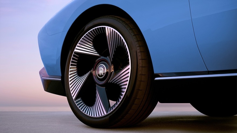 Rolls-Royce Project Nightingale: мелкосерийный кабриолет в красках Лазурного берега