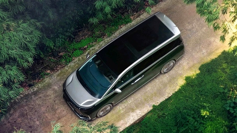 Роскошный, но дешевле конкурентов: минивэн Arcfox Wendao V9 полностью рассекречен