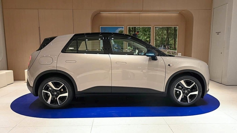 Успешный в Китае и забуксовавший в Европе хэтчбек Firefly обновлён через год после дебюта