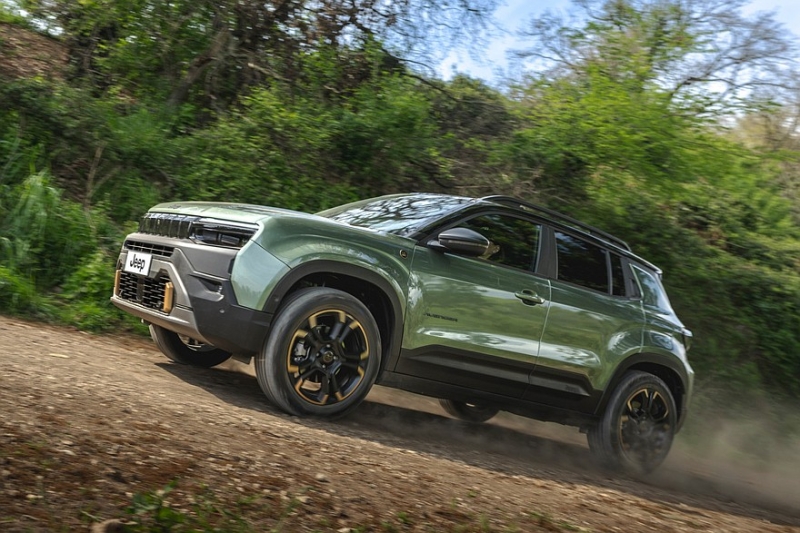 Кроссовер Jeep Avenger для Европы: рестайлинг и новая спецверсия