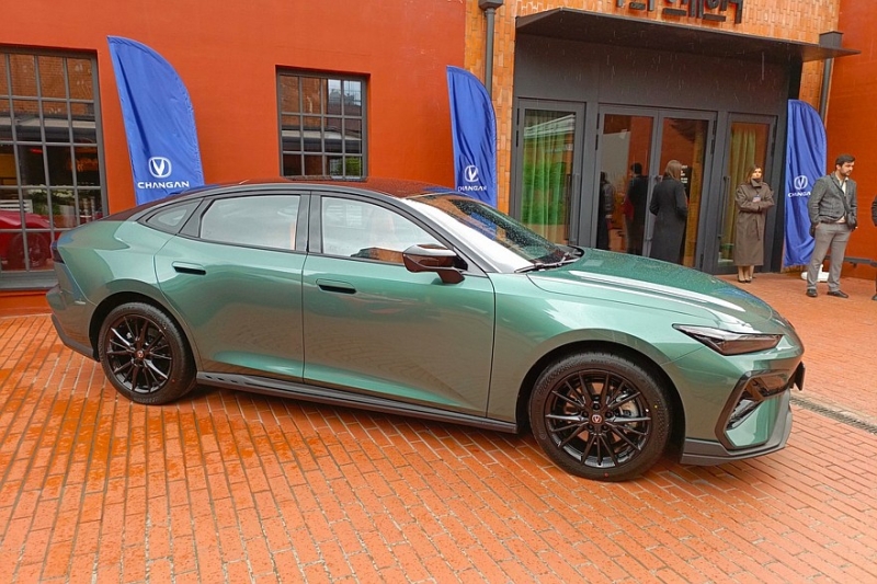 Новый Changan Uni-V с 2.0T в России: объявлена цена