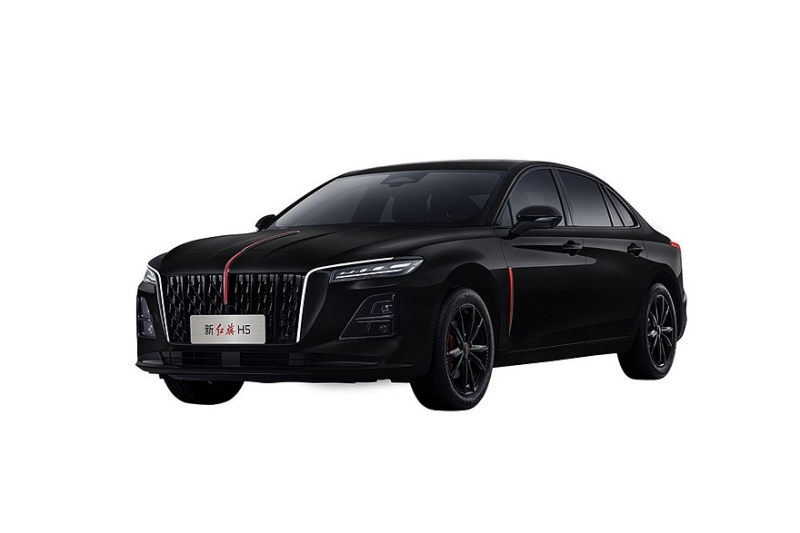 Обновлённый седан Hongqi H5 поступил в продажу, компанию ему составил улучшенный минивэн HQ9