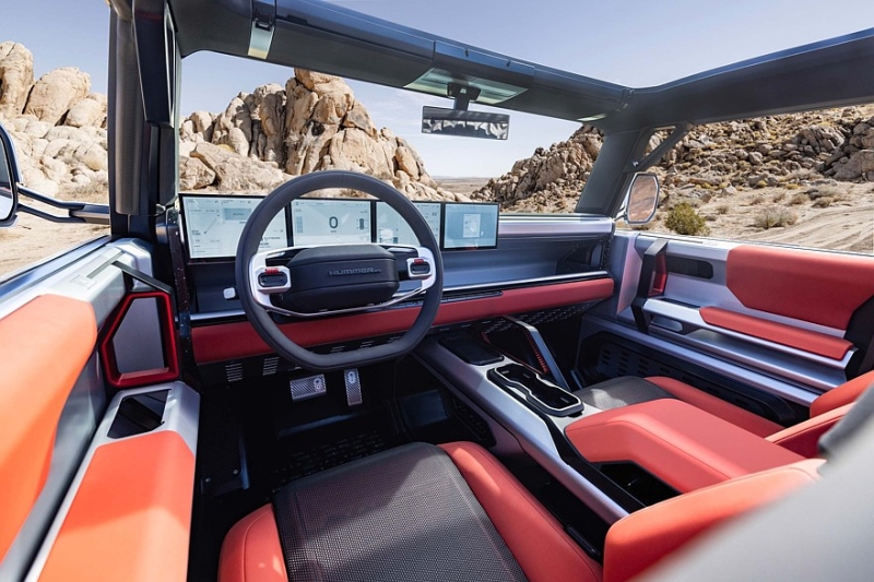 Представлен GMC Hummer X &mdash; потенциальный конкурент Ford Bronco и Jeep Wrangler