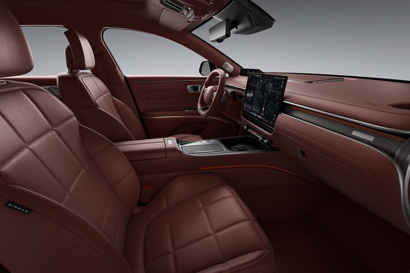 Роскошный седан Hyundai Grandeur с новым салоном: полноценная премьера