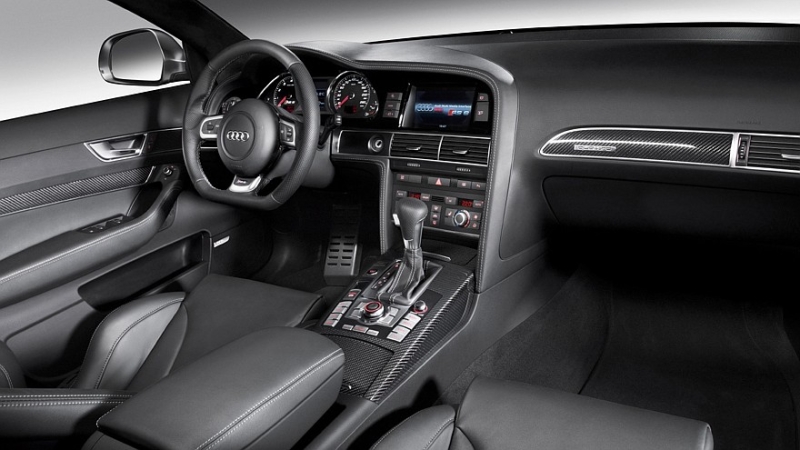 Седан Audi RS6 (C9): новые изображения