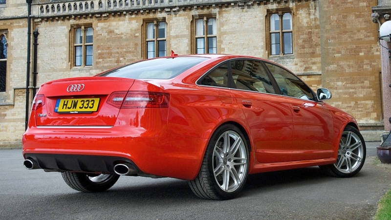 Седан Audi RS6 (C9): новые изображения