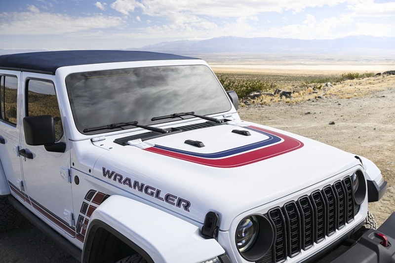 Внедорожник Jeep Wrangler обзавёлся супергеройской спецверсией America250