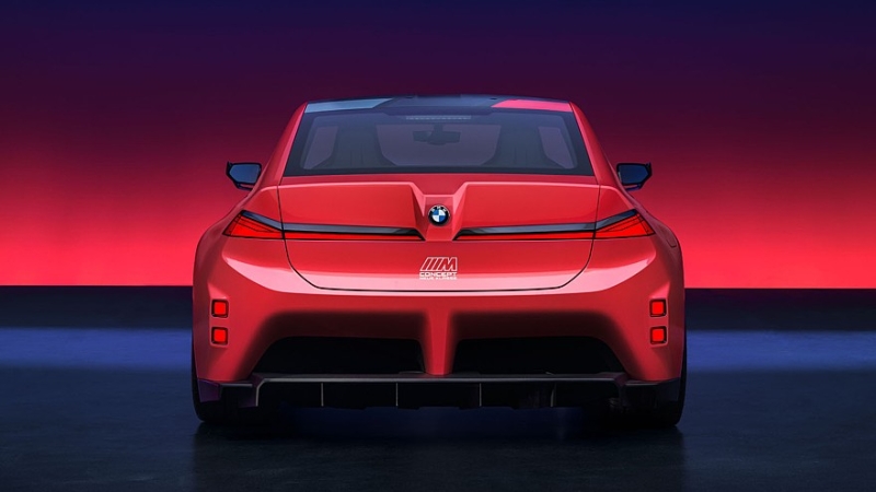 Баварцы показали предвестника нового спортседана BMW M3