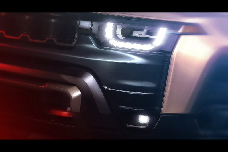 Jeep анонсировал новый Cherokee Trailhawk: первый тизер