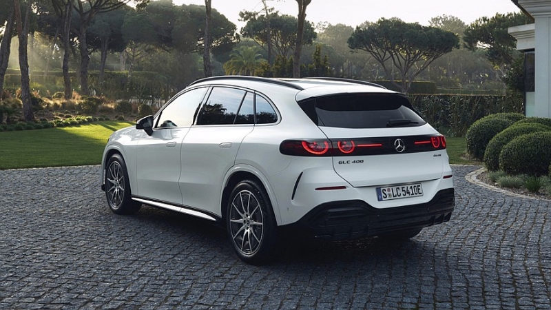 Mercedes-Benz GLC with EQ Technology обзавёлся более дешёвыми версиями